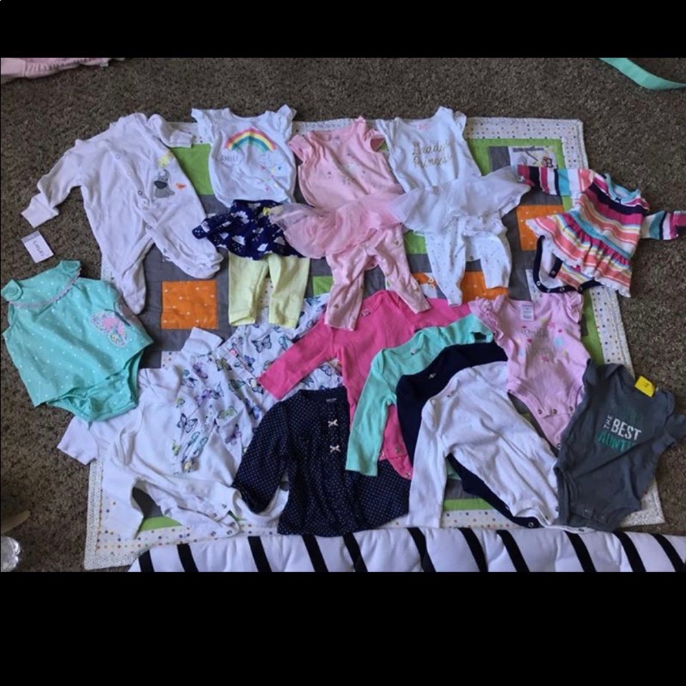 LOTS AND LOTS OF BABY CLOTHES